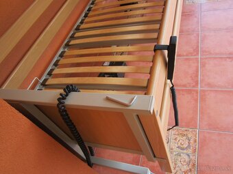 Polohovateľná elektrická posteľ - AKS - 3