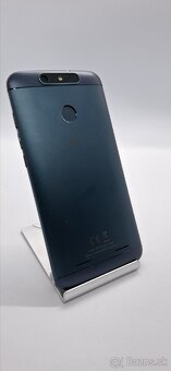 Predám mobilný telefón ZTE Blade V8 Lite model V0820 - 3