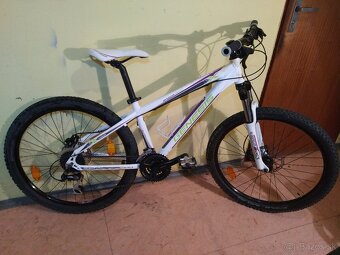 horský bicykel GENESIS-Razor,kotúč.brzdy,26"kol.,15"rám,Al - 3