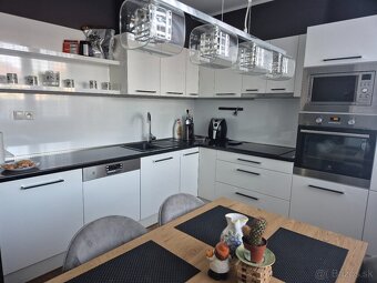 3 izbový byt na predaj v Nových Zámkoch. - 3