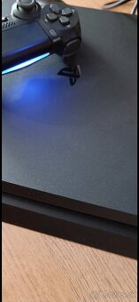 PS4 slim - 3