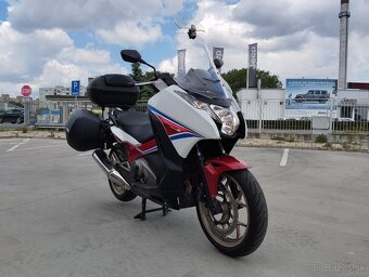 Honda Integra 750 - 3