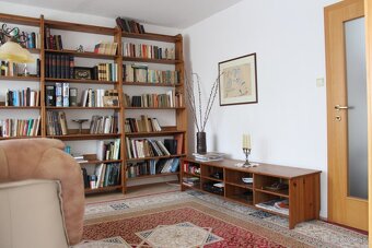 Na predaj 4 izb. byt na vo výbornej lokalite mesta Senec - 3