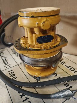 Hydromotor Poclain 18kW 213cm s brzdou - 3