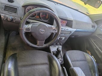 opel astra - 3
