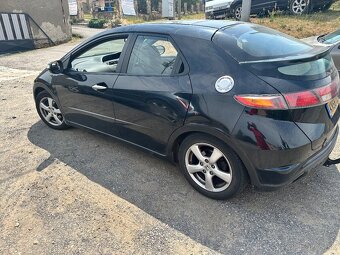 Predám hondu civic 8g dovoz gb - 3