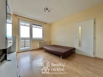 Na prenájom zariadený 1-izbový byt s balkónom na Vajanského - 3
