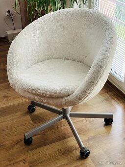 Skruvsta IKEA otočná stolička/kreslo - 3