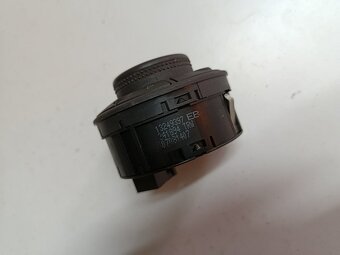 vyPinac svetiel corsa 13249397 30€ - 3