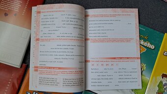Pomocník zo SJ a literatúry 3€/ks - 3