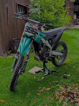 Kawasaki kxf250 - 3