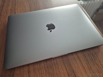 Predám MacBook Pro 13 (M2, 2022) - 3