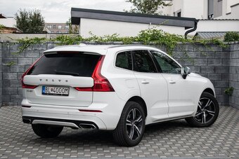 Volvo XC60 D4 R-Design AWD A/T - 3