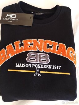 Mikina Balenciaga chlpate logo - 3