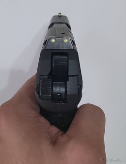 Predám H&K P30 V3 - 3