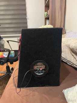Predám subwoofer JVC 1300W so zosilovačom - 3