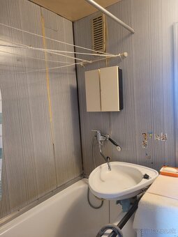 Predam 2 izbovy byt Lučenec - 3