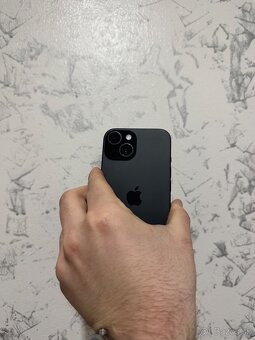 iPhone 15 128GB - 3