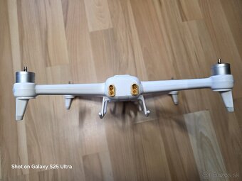 FMI A3 dron vo velmi peknom stave - 3