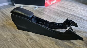 Stredový panel Mercedes A (2013-2017) - 3