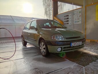 Renault clio 1.2 43kw rok 1.1.2000 - 3