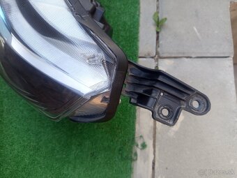 Suzuki Vitara predné LED svetlo - 3