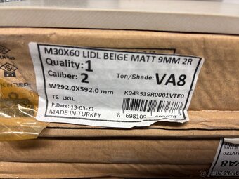 Predám keramickú dlažbu- gres cca 60 x 30 - 3