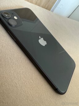 Predám iPhone 11 128GB blak - 3