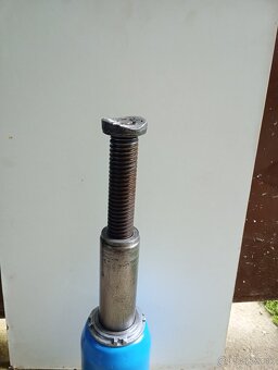 Zdvihak hydraulicky 12 ton - 3