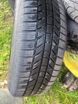 Pneu Continental 215/70 R16 T zimné Pneu - 3