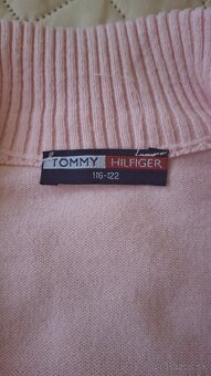 Pleteny svetrik dievcensky Tommy Hilfiger vel. 116-122 - 3