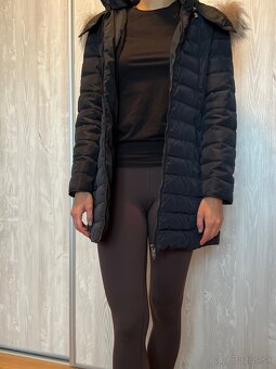 Armani Jeans zimná bunda s pravou kožušinou - 3