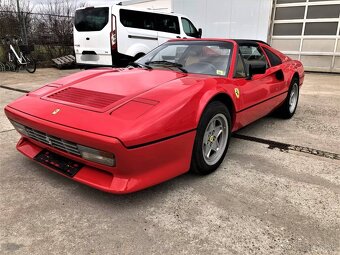Ferrari 328 GTS z roku 1987 - 3