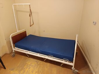 Polohovatelna postel - 3