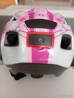 Dievčenská prilba - 3