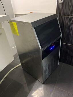 Vyrobník ľadu Vevor - 3