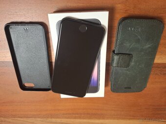 Iphone SE 3rd gen - 3