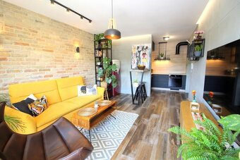 PREDAJ LUXUSNÝ 2 izb BYT 49m² M.Okruž.Partizánske - 3