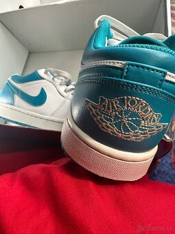 Air Jordan 1 Low - 3