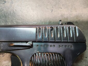PIŠTOĽ TOKAREV TT33, r.v.1945 - 3