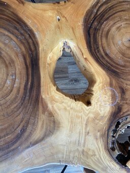 Exkluzívny stôl Akacia - 3