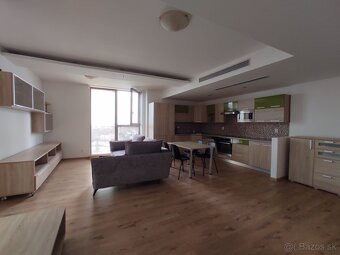 Na PREDAJ 3-izbové apartmány vo Vienna Gate v tesnej blízkos - 3