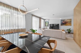 REZERVOVANÝ I Moderný 4-izbový byt s terasou a garážou na Ko - 3