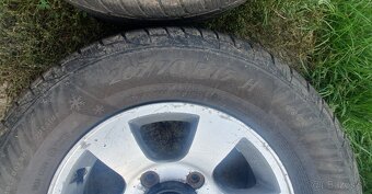 Predam pneumatiky 205/70 R15 a hlinikove disky na SUZUKI - 3