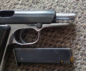 Samonabíjacia pištoľ ČZ50 7,65mm Browning - 3