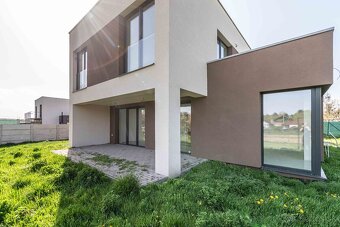 BEDES | novostavba 182m2, pozemok 659m2, 3x terasa, garáž - 3