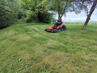 Rider Husqvarna 18 Pro AWD - 3