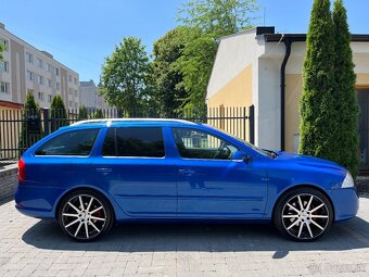 Škoda Octavia II RS 2.0TDi SWISS Blue - 3