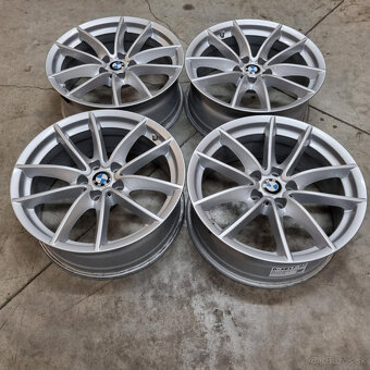 BMW hliníkové disky 5x112 R18 7J ET22 - 3