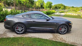 Ford Mustang 3,7 - 3